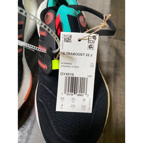 Adidas ULTRABOOST 22 J GIRL Big Kids SIZE 4 Sneaker cblack/turbo/mineus GY4516 - Picture 12 of 14